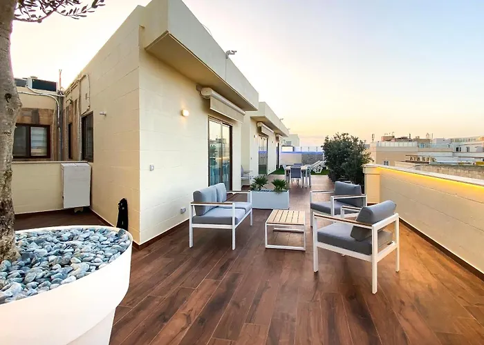 Gozo Luxury Penthouse شقة Qala